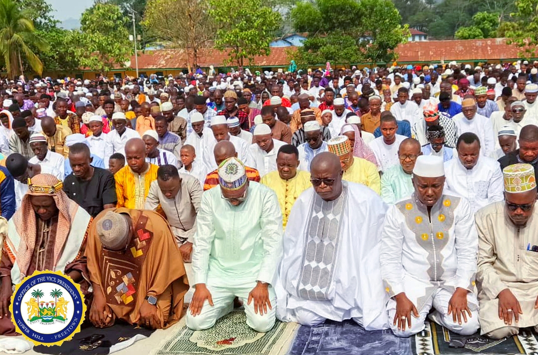 Read more about the article VP Juldeh Jalloh Observes Eid Prayer in Kono