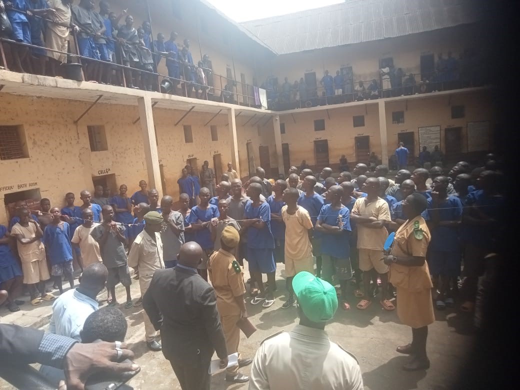 Read more about the article Prison Court in Kenema ends session with 229 cases