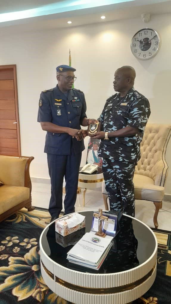 Read more about the article We are lucky to have you as a good neighbour – IGP Sellu Tells Guinean Military Director