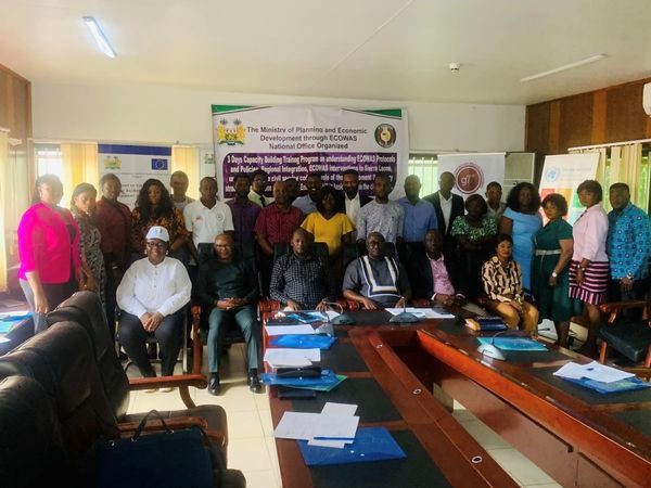 Read more about the article Deputy Planning Minister Emphasizes Professionalism at ECOWAS National Office Capacity Building Training