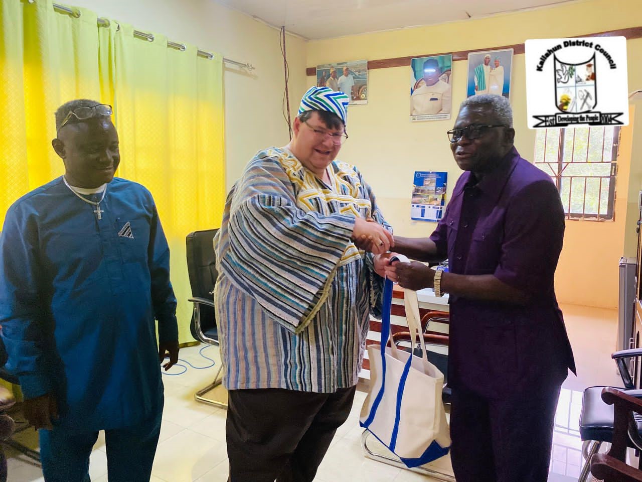 Read more about the article US Ambassador’s Visit Sparks Hope for Kailahun District