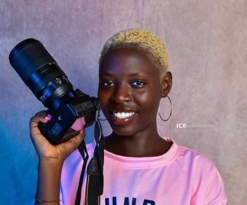 Read more about the article Celebrating Desmonda Aminata Cole – A Rising Star in Photography and Journalism from Sierra Leone