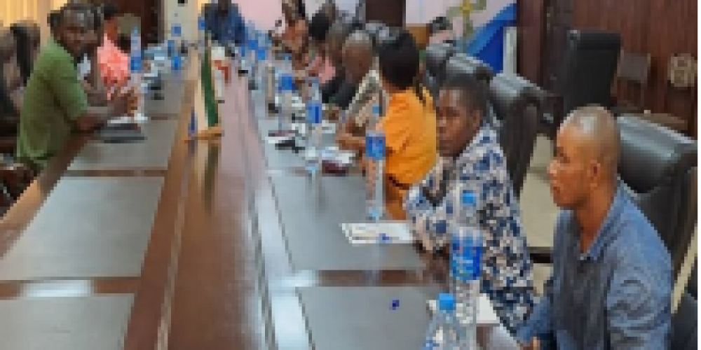 ECSL Board Holds Private Meeting with Western Region Staff