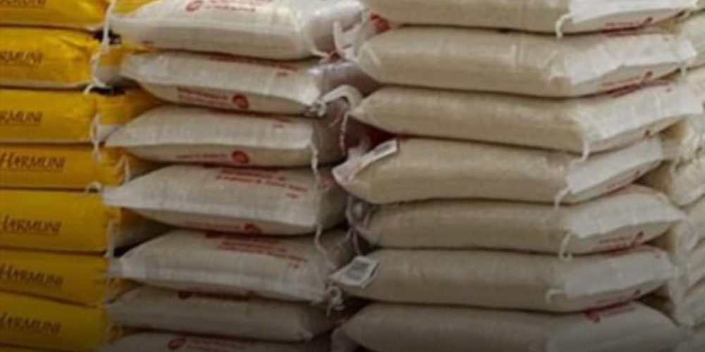 Gov Announces Reduction in Price of rice