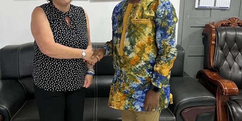 Internal Affairs Minister & British High Commissioner Discuss Security Cooperation