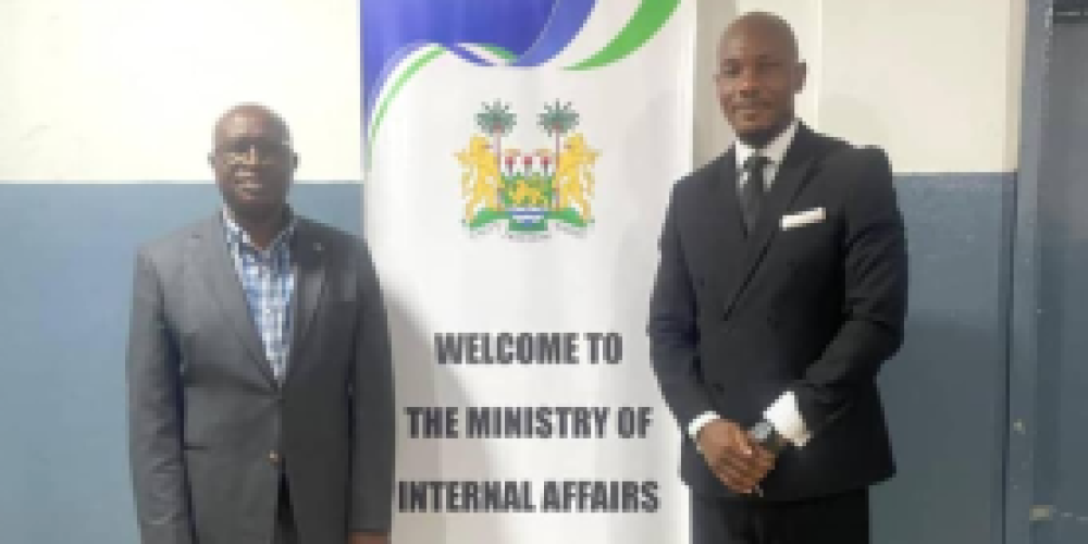 Ombudsman Pays Courtesy