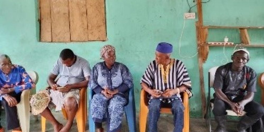 Paramount Chief Dissolves Clique Groups in Kowa Chiefdom to Safeguard Peace