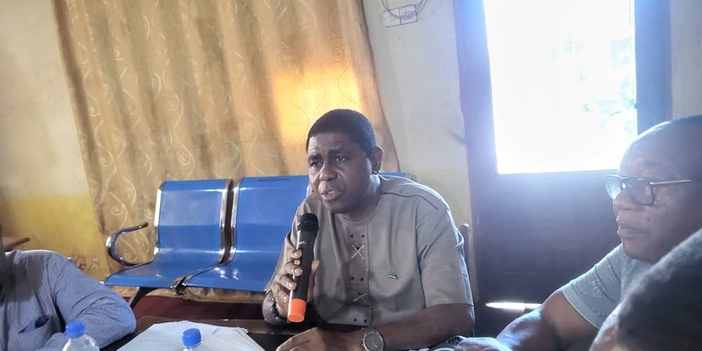 RAIC Boss Dr Seaga Shaw speaking at the Stakeholders engagement in Makeni
