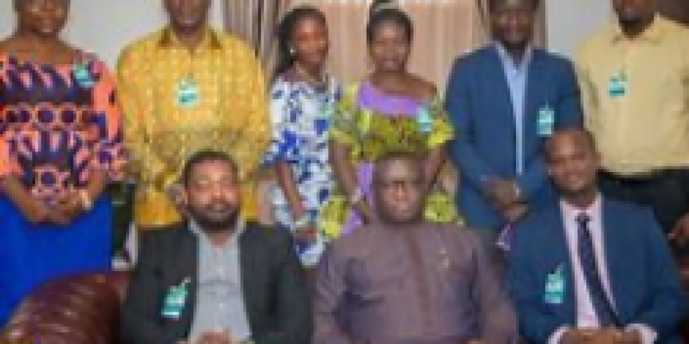 SLAJ-executive-President-Bio