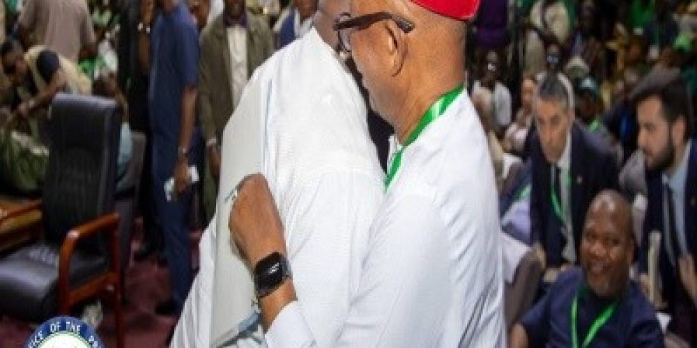 SLPP and APC Smoke the Peace Pipe