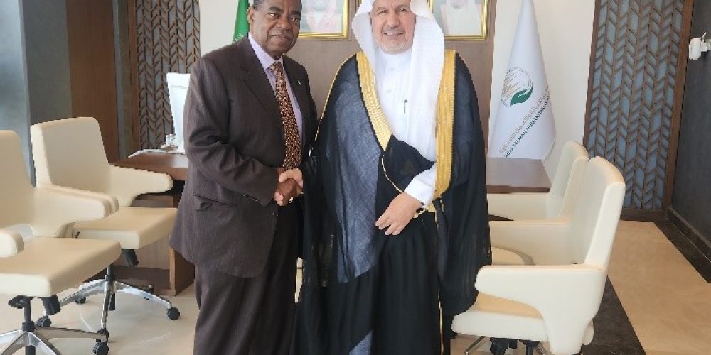 Sierra Leone's Ambassador to KSA Strengthens Ties with King Salman Humanitarian Aid Centre