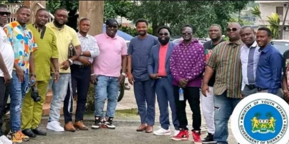 Youth Minister Engages Entertainers…