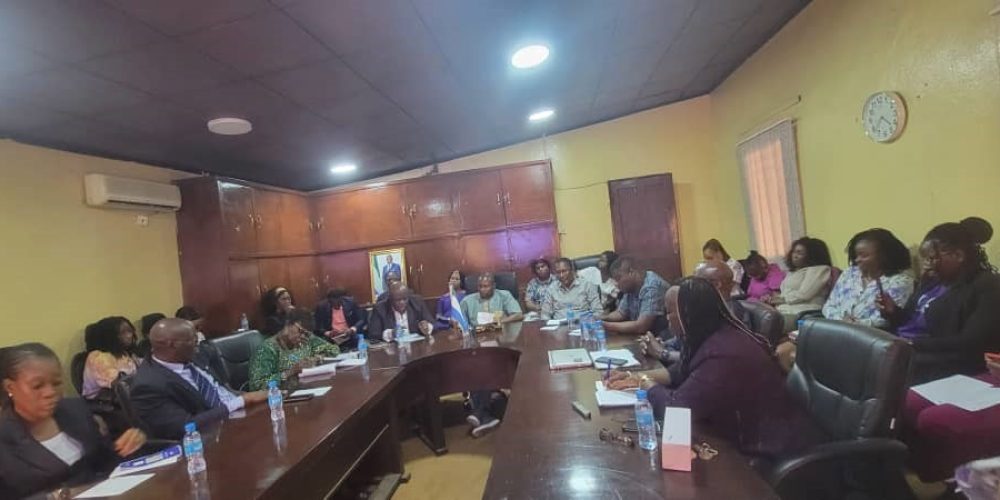 salwaco holds woman's